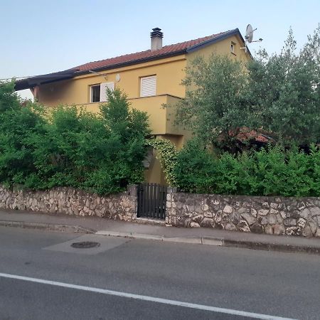 Apartmani Ljerka Малинська Екстер'єр фото